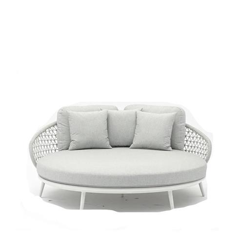 Our new design modern circular sofa - in hotels and outdoor spaces