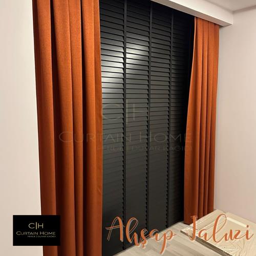 Wooden Venetian Blind